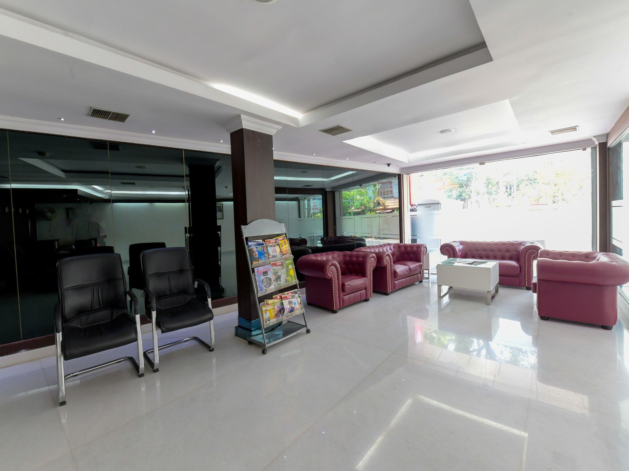 Hotel Oyo 7188 Ajantha Regency Kochi Exterior foto